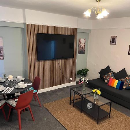 2-Bedroom Plus Living Room Flats Near Edgware Road ロンドン エクステリア 写真