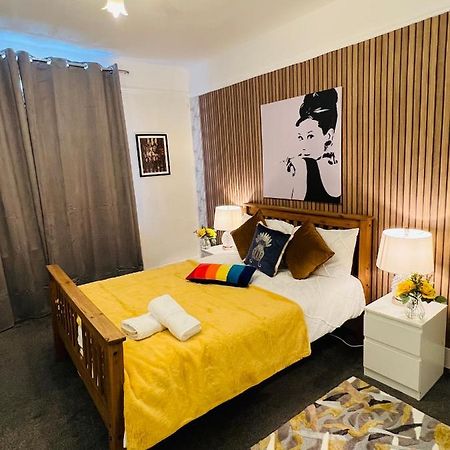 2-Bedroom Plus Living Room Flats Near Edgware Road ロンドン エクステリア 写真