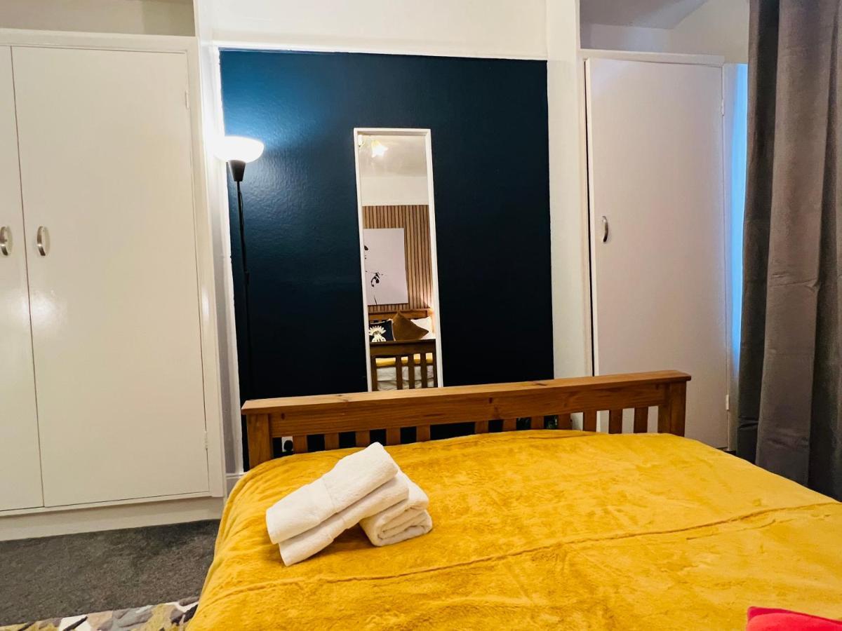 2-Bedroom Plus Living Room Flats Near Edgware Road ロンドン エクステリア 写真